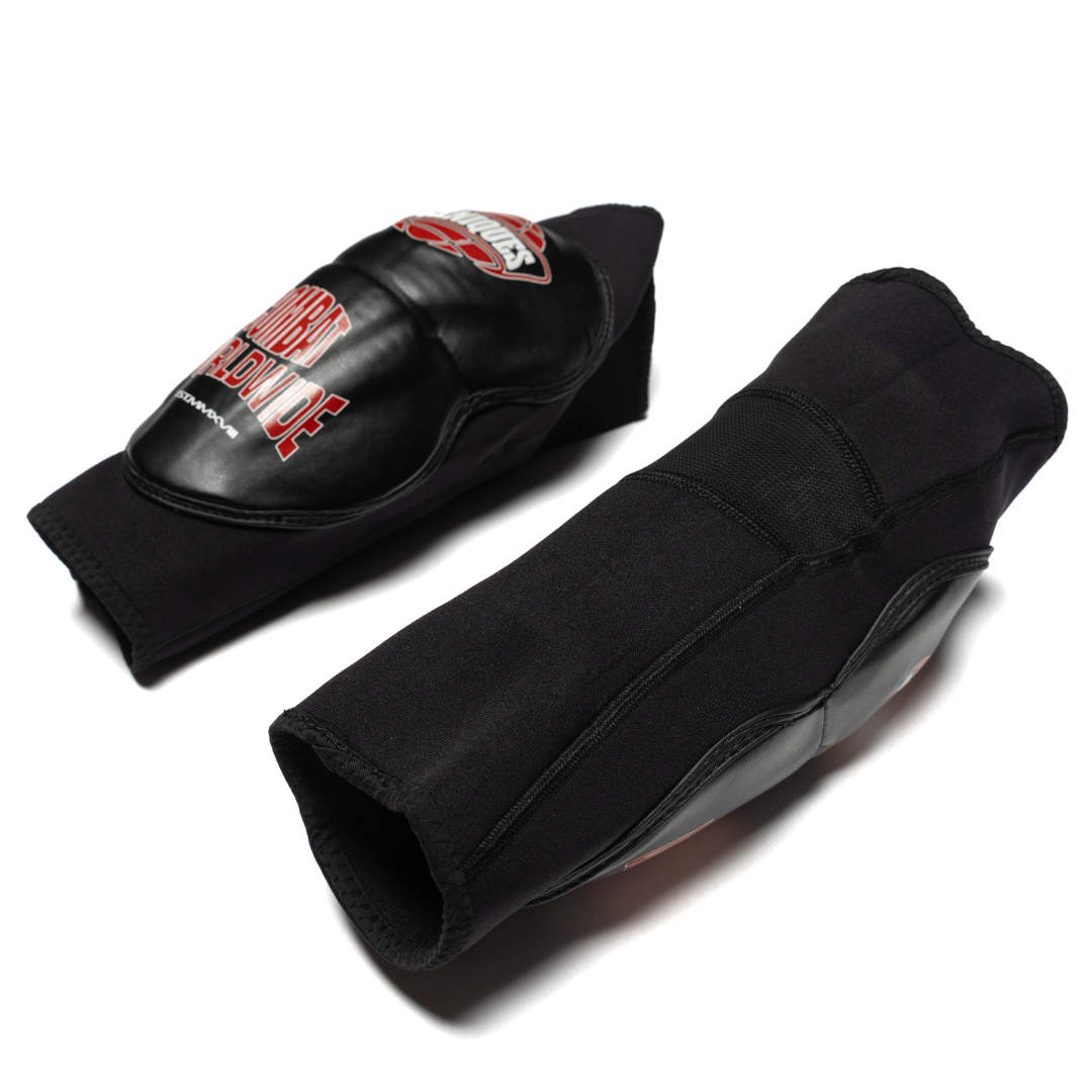 Worldwide 2.0 Knee Guards