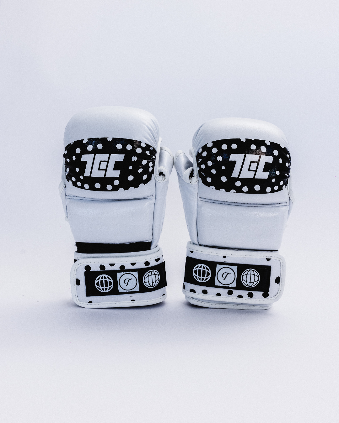 Polkadot &#39;Puffy&#39; MMA Gloves